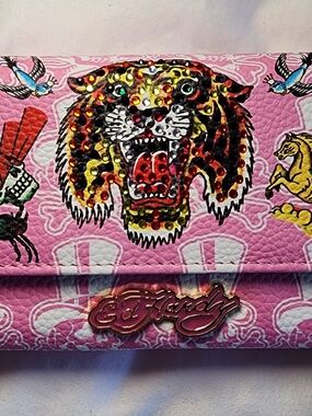 Ed Hardy Rhinestone Tiger Wallet – Y2K Pink Statement 💗